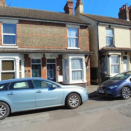 Comfortable Victorian 3 Bedroom Semi-Detached House With Fast Wi-Fi Sittingbourne Kültér fotó