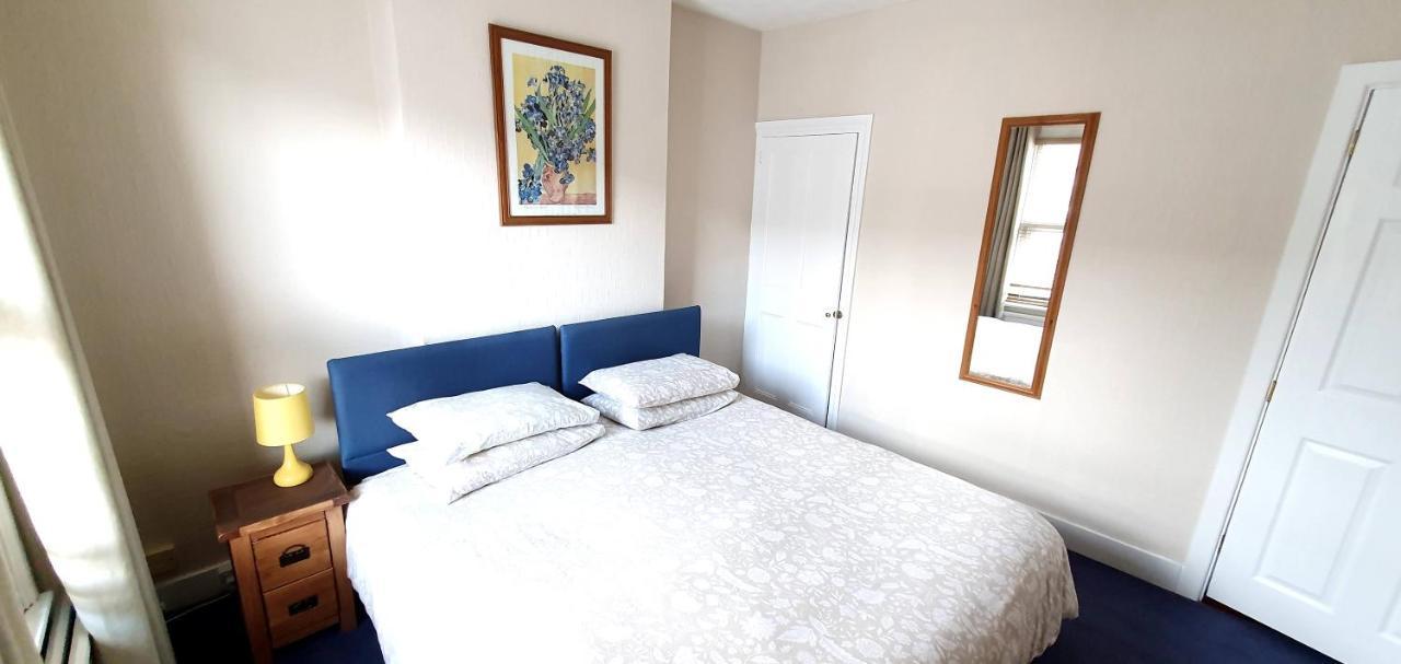 Comfortable Victorian 3 Bedroom Semi-Detached House With Fast Wi-Fi Sittingbourne Kültér fotó