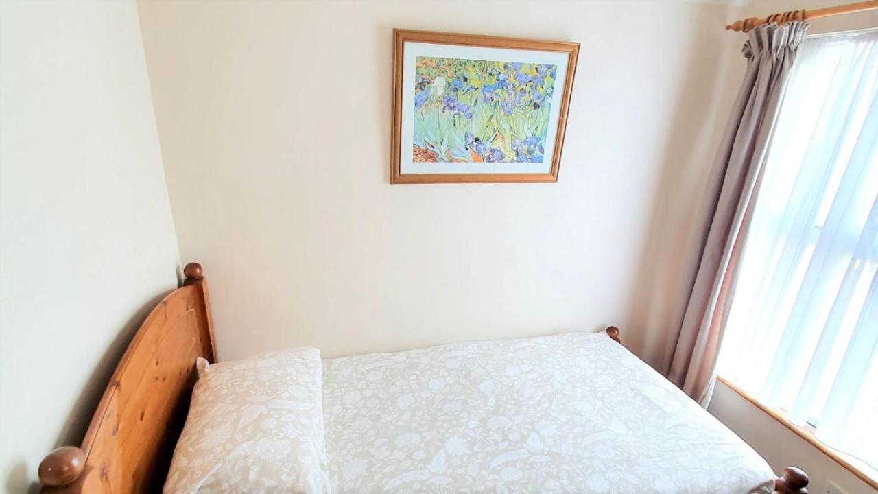 Comfortable Victorian 3 Bedroom Semi-Detached House With Fast Wi-Fi Sittingbourne Kültér fotó