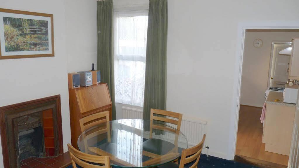 Comfortable Victorian 3 Bedroom Semi-Detached House With Fast Wi-Fi Sittingbourne Kültér fotó